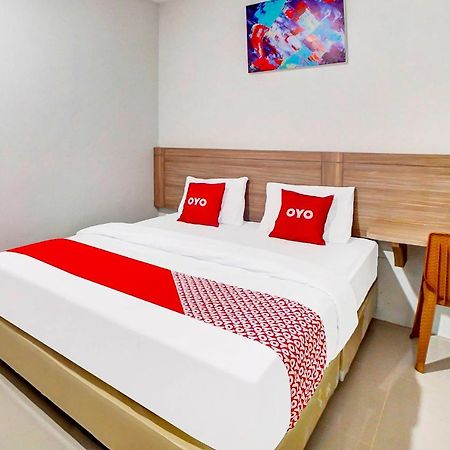 Oyo 91211 Mega Comfort Guest House メダン エクステリア 写真