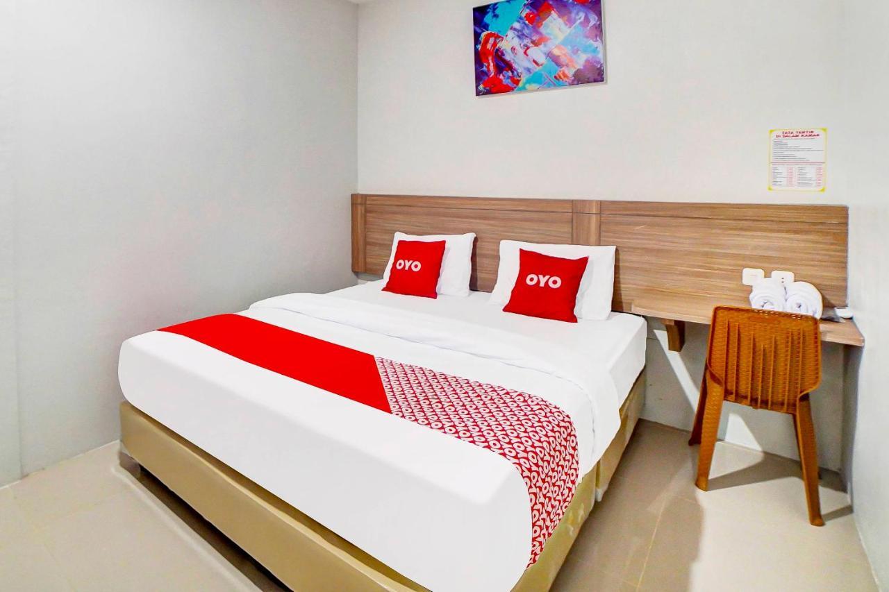 Oyo 91211 Mega Comfort Guest House メダン エクステリア 写真