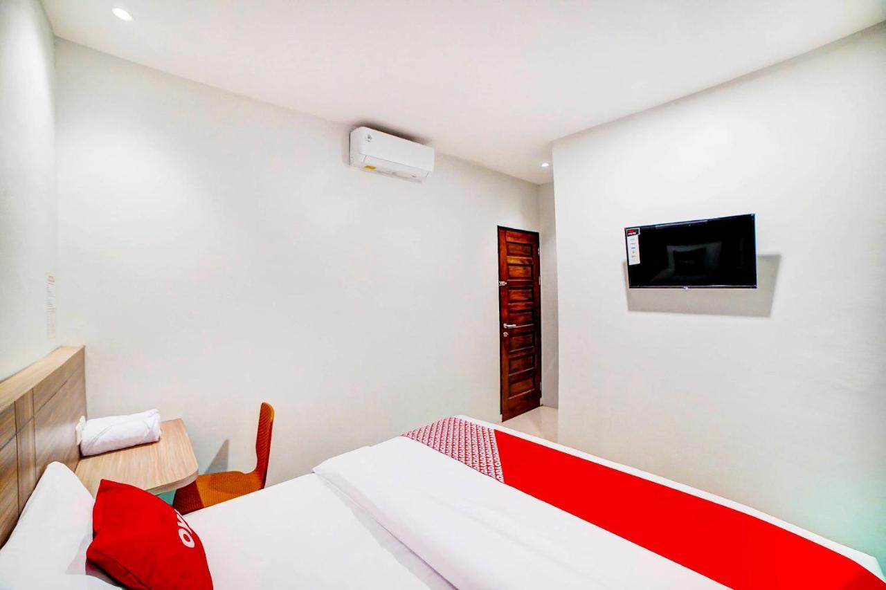 Oyo 91211 Mega Comfort Guest House メダン エクステリア 写真
